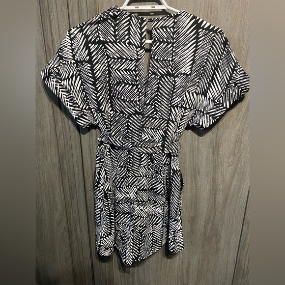 Lush romper, size S - Picture 2 of 5